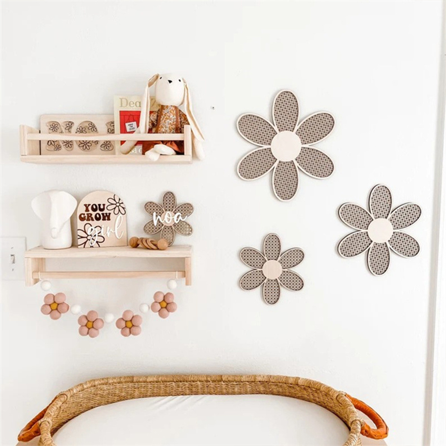พวงดอกเดซี่ทำมือจากผ้าสักหลาด  - Baby Nursery Garland บทวิจารณ์และราคา